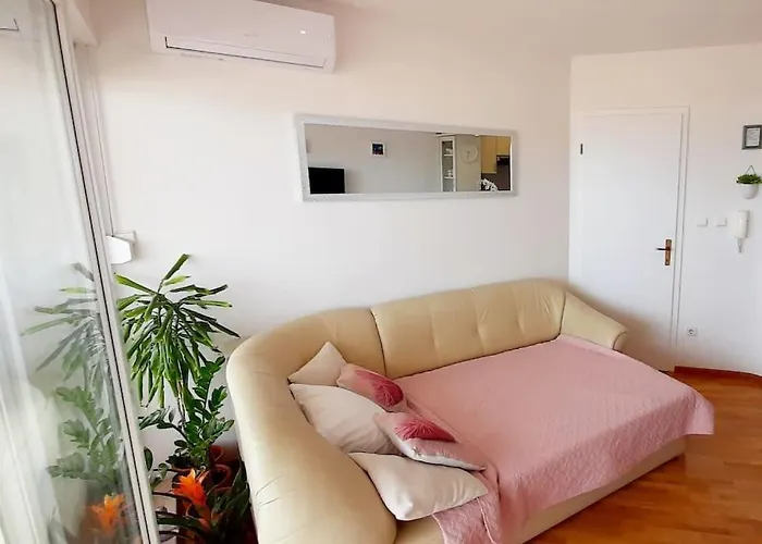 Summer Vibes Apartment